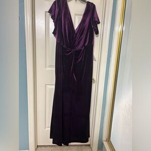 Faeriesty Purple Dress 24W velvet prom holiday formal party NWT